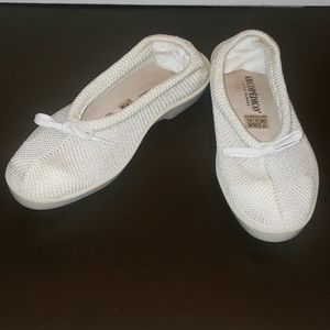 Arcopédico by Elio Parodi Sec V Knit Mesh Flats Slip On Shoes White Cream 6